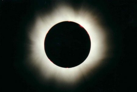 porfiria-dal-mito-del-vampiro-alla-realta.jpg