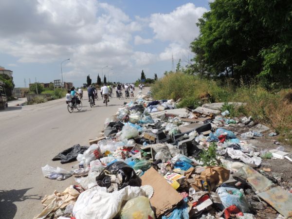 rifiuti tossici bicicletta