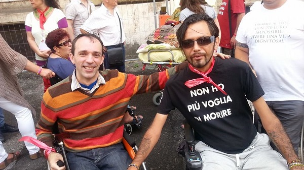 fratelli biviano casa dopo 2 anni tenda protesta